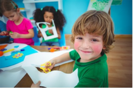 children doing arts & crafts