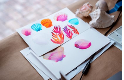 watercolor painting of seashells